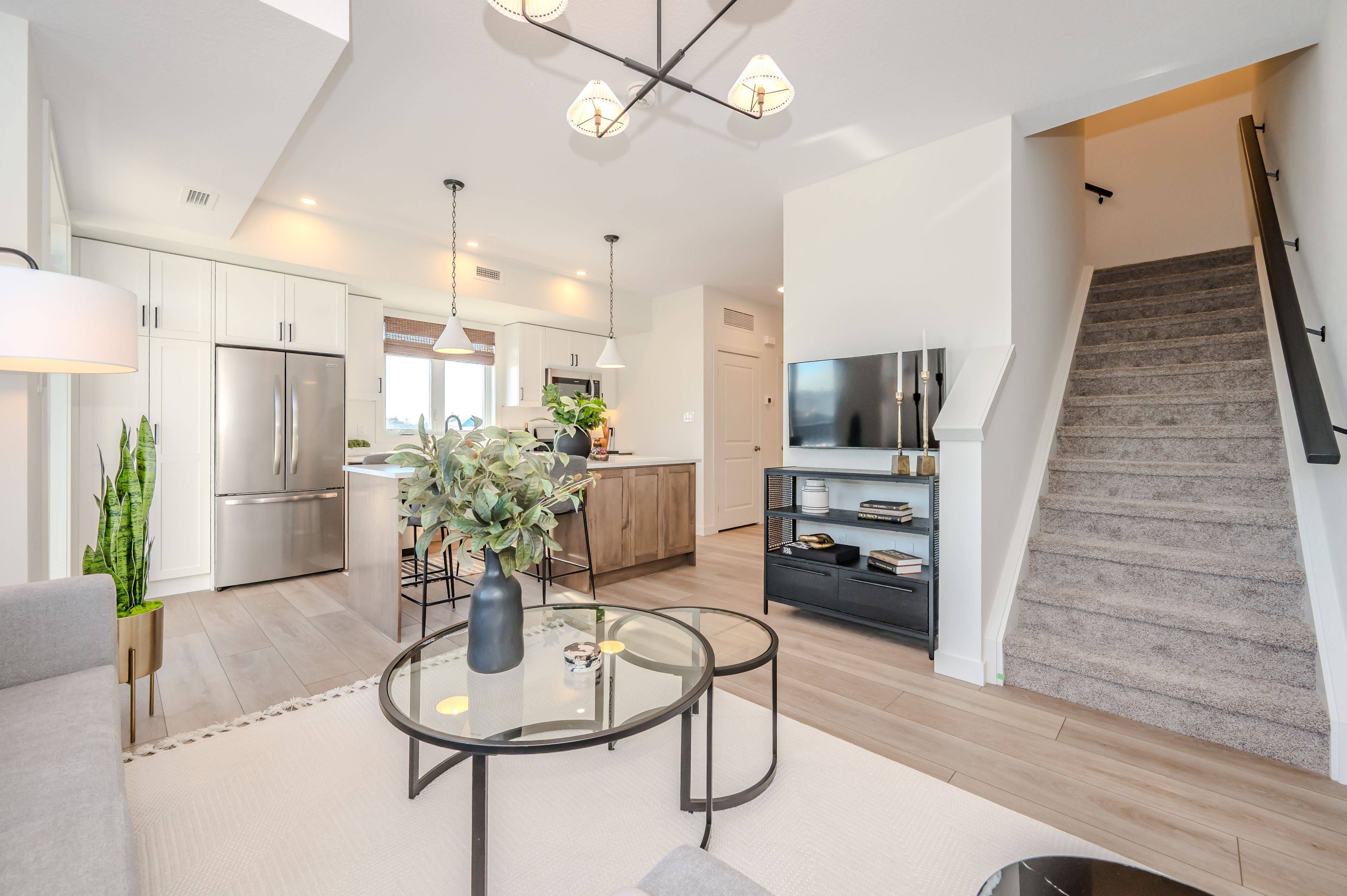 Guelph, ON N1H 1G8,824 Woolwich ST #102