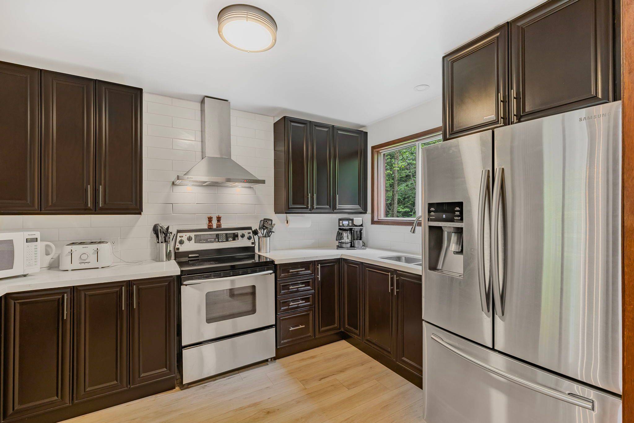 Bracebridge, ON P1L 1X1,1034 Bird Lake CRES