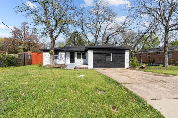 2225 Mack Lane, Dallas, TX 75227