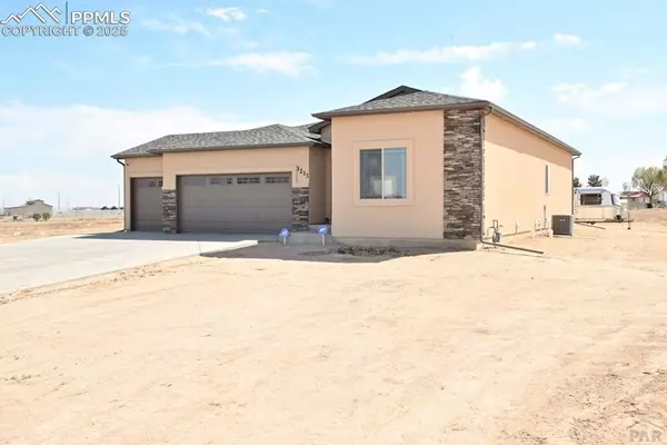 1213 E Tidy DR, Pueblo, CO 81007