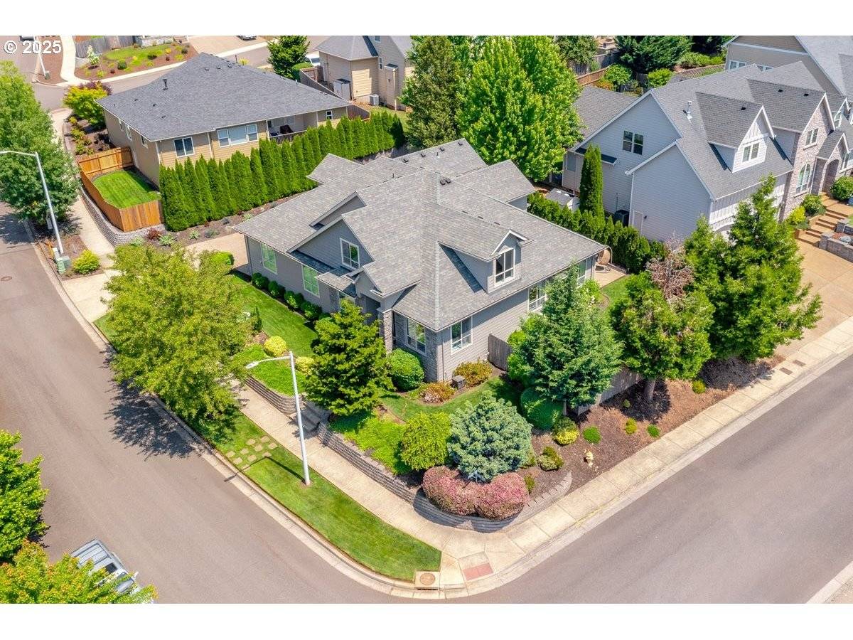 1720 WEST MEADOWS DR NW, Salem, OR 97304