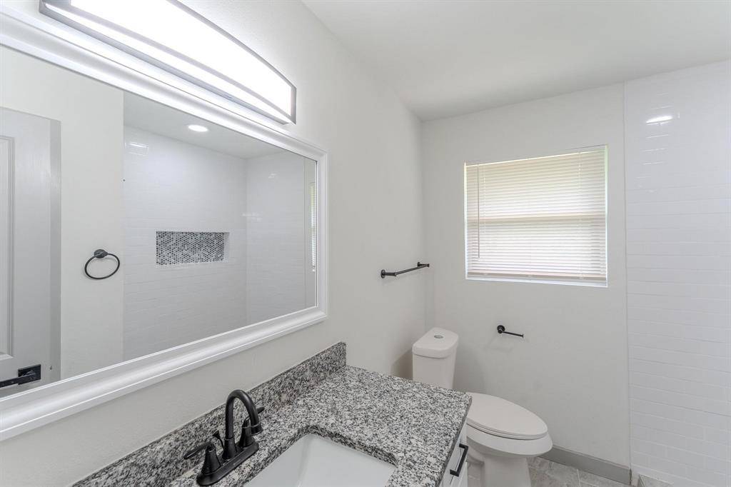 Dallas, TX 75217,8652 Wolfwood Lane