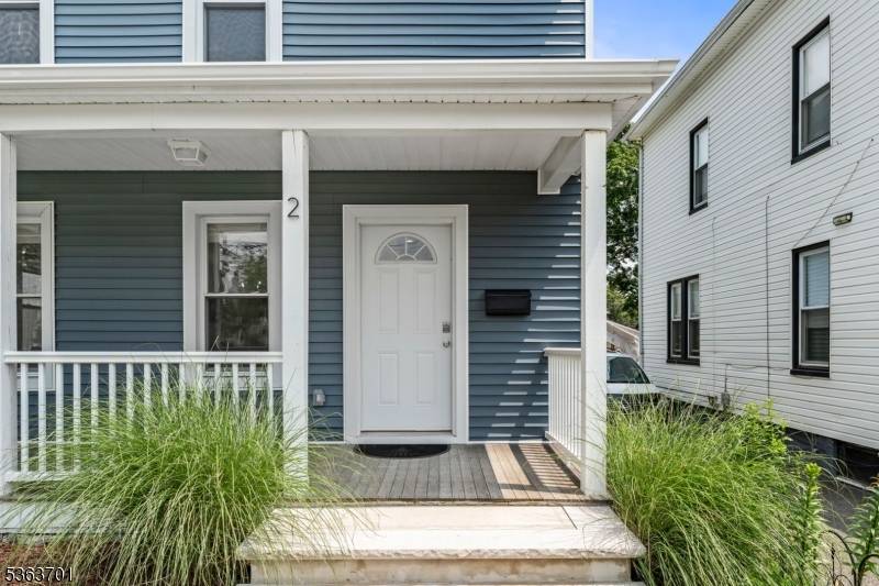 Morristown Town, NJ 07960,2 Liberty St