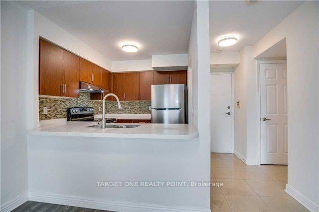 Toronto C14, ON M2N 6Y7,33 Empress AVE #909