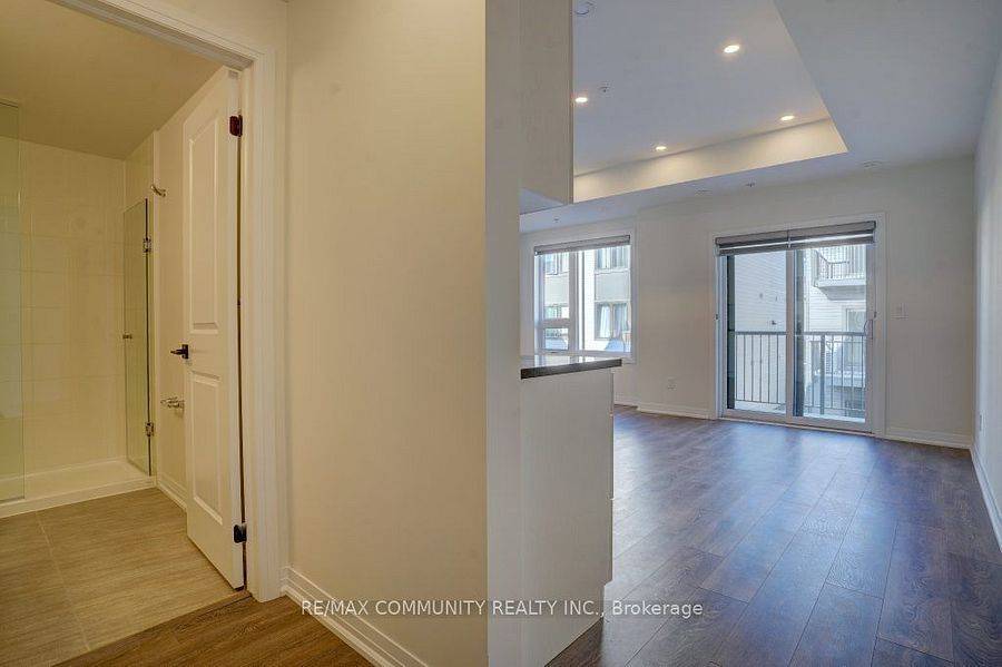 Pickering, ON L1X 0L2,2635 William Jackson DR #114