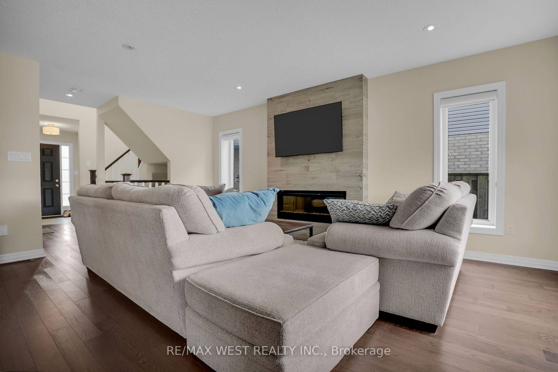 St. Thomas, ON N5R 5M9,9 Noble LN
