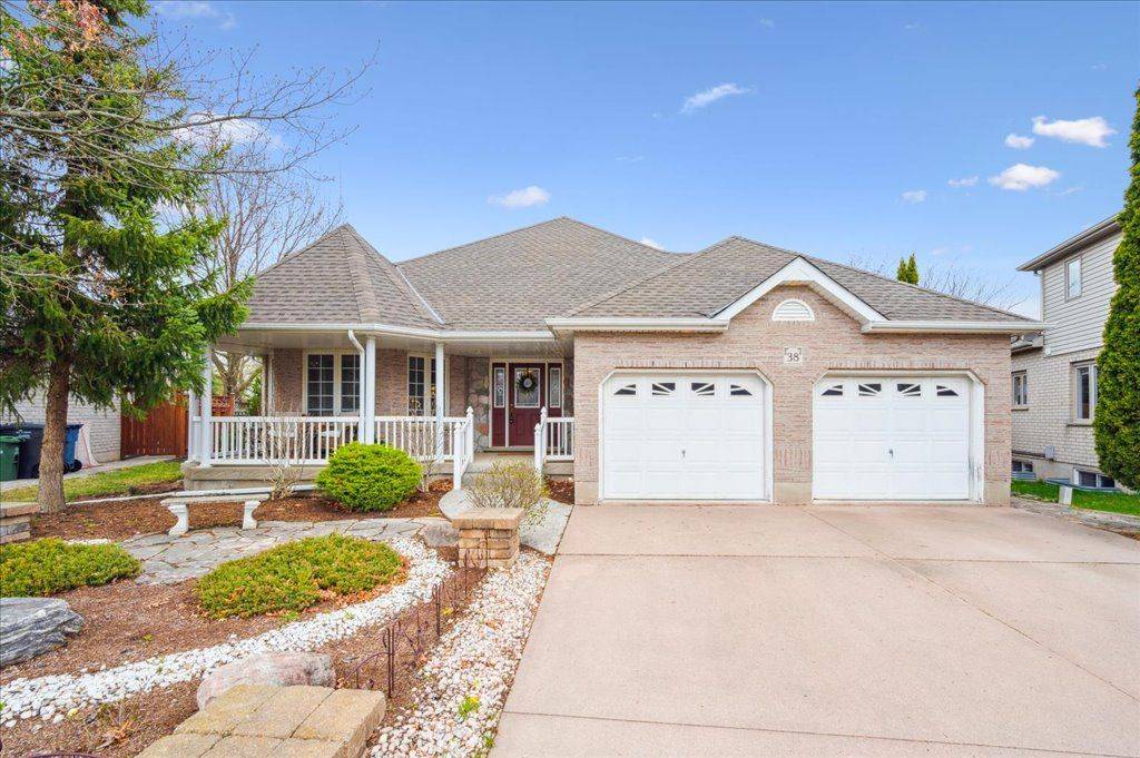 38 Oakridge CRES, Guelph, ON N1L 1J3