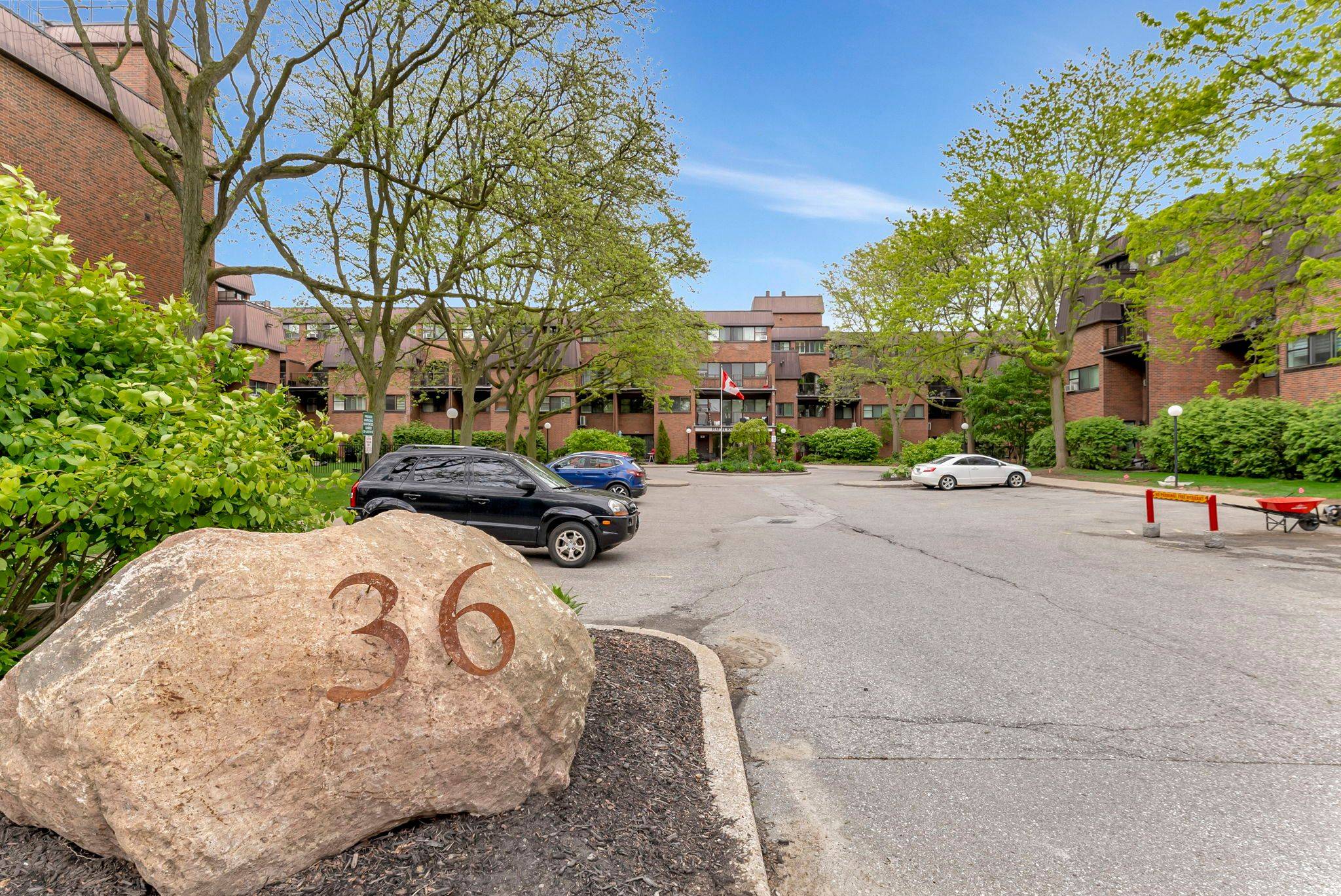 36 Hayhurst RD #159, Brantford, ON N3R 6Y9