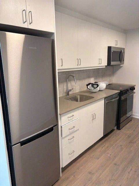 Kingston, ON K7L 1B3,223 Princess ST #716