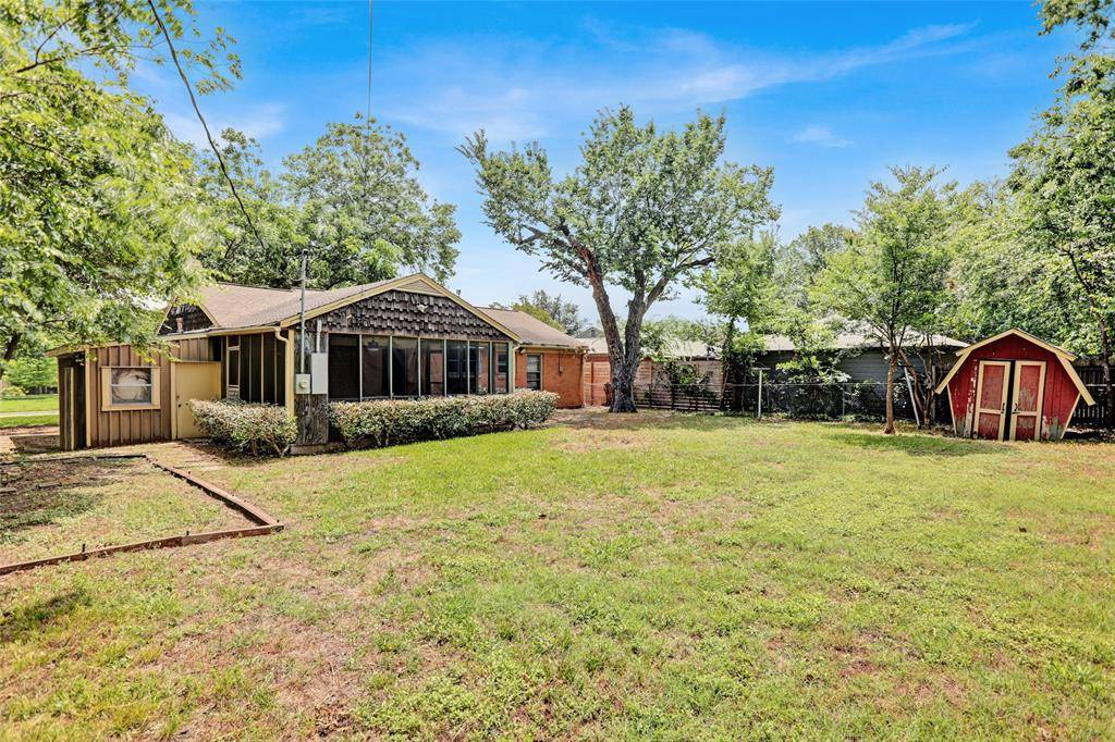Dallas, TX 75218,10533 Solta Drive