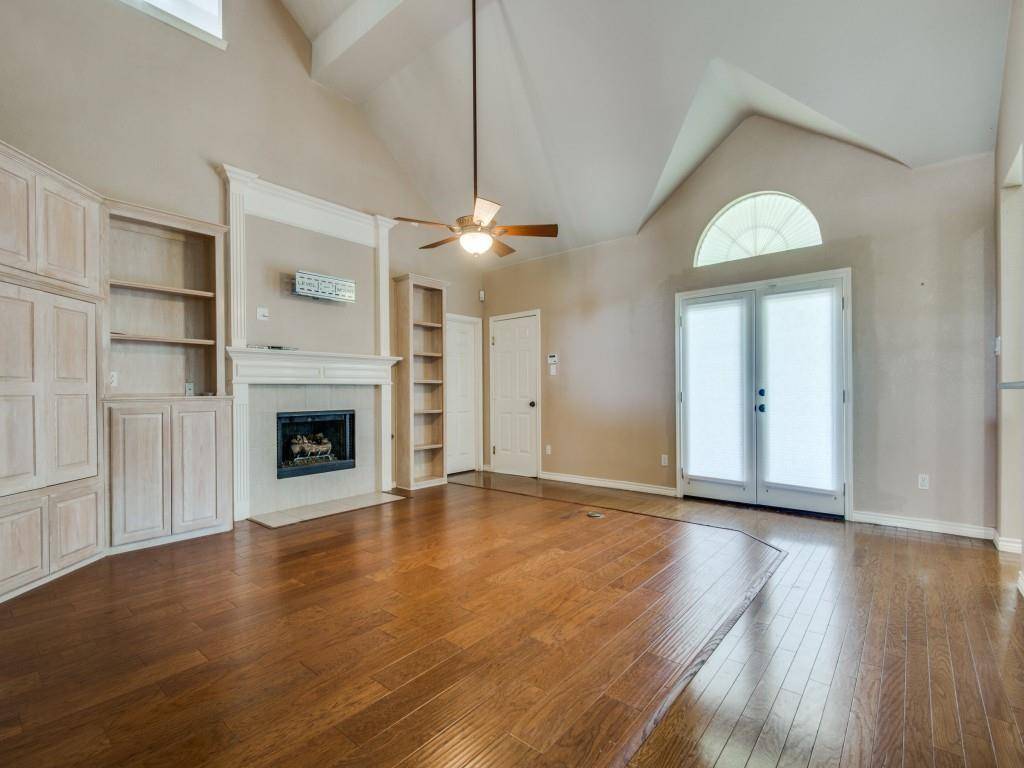 Plano, TX 75025,7321 Ridgemoor Lane