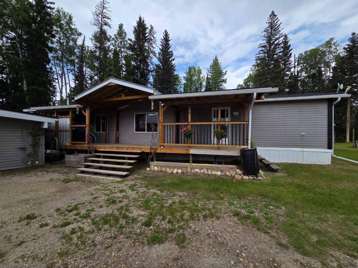 Rural Yellowhead County, AB T7E 3A2,53106 Range Road 195 #12
