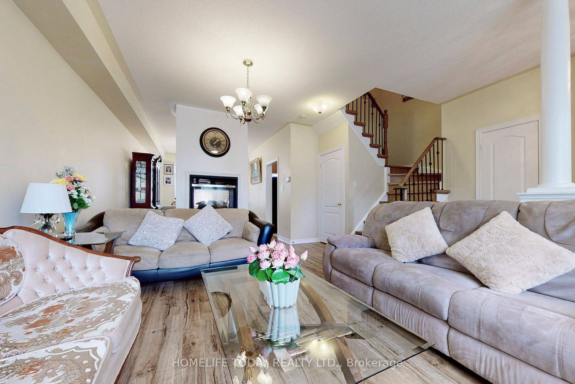 Richmond Hill, ON L4C 0M8,10559 Bayview AVE