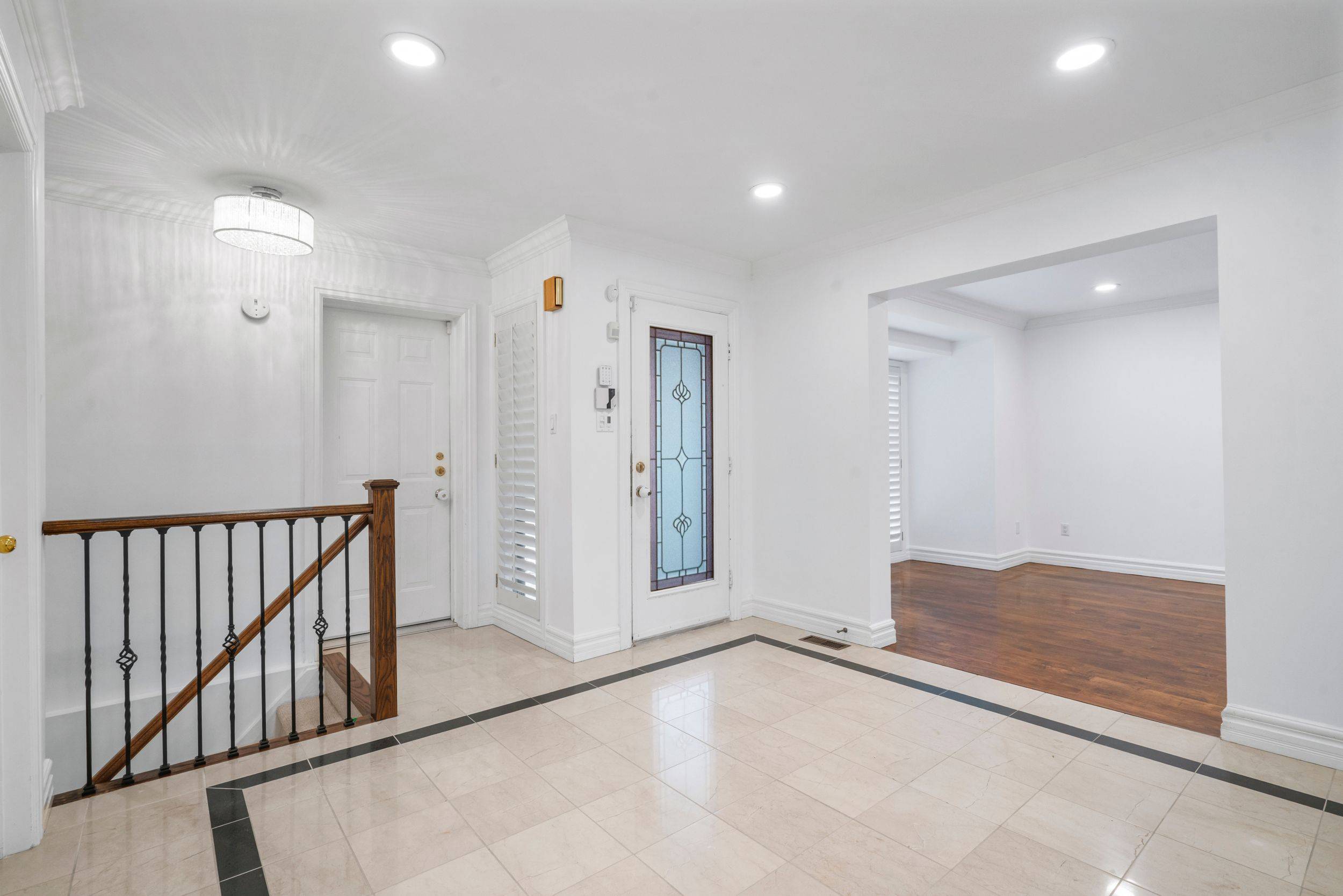 Markham, ON L3T 5T5,20 Grosvenor CT