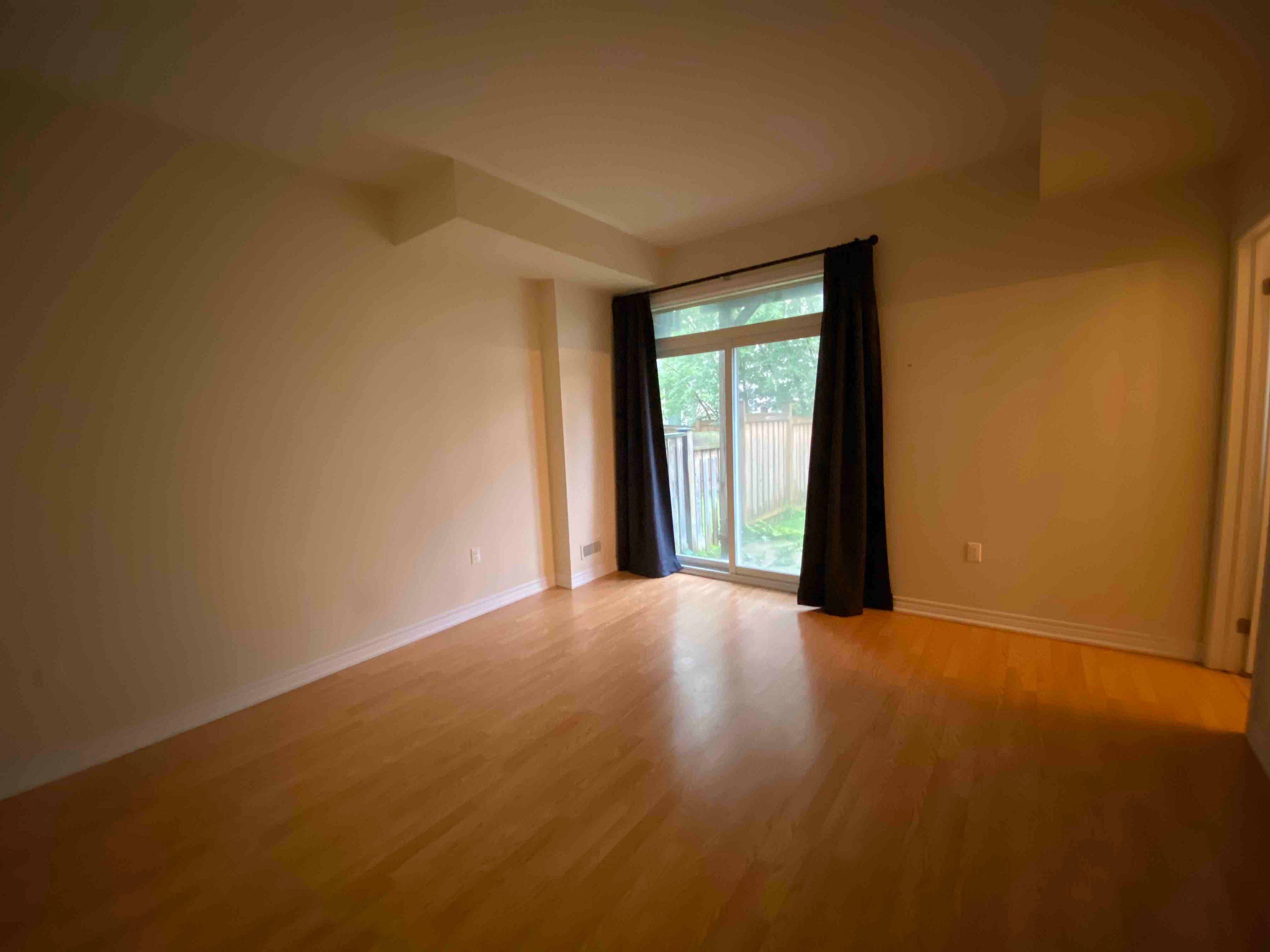 Richmond Hill, ON L4S 0C9,151 Silverwood AVE #30