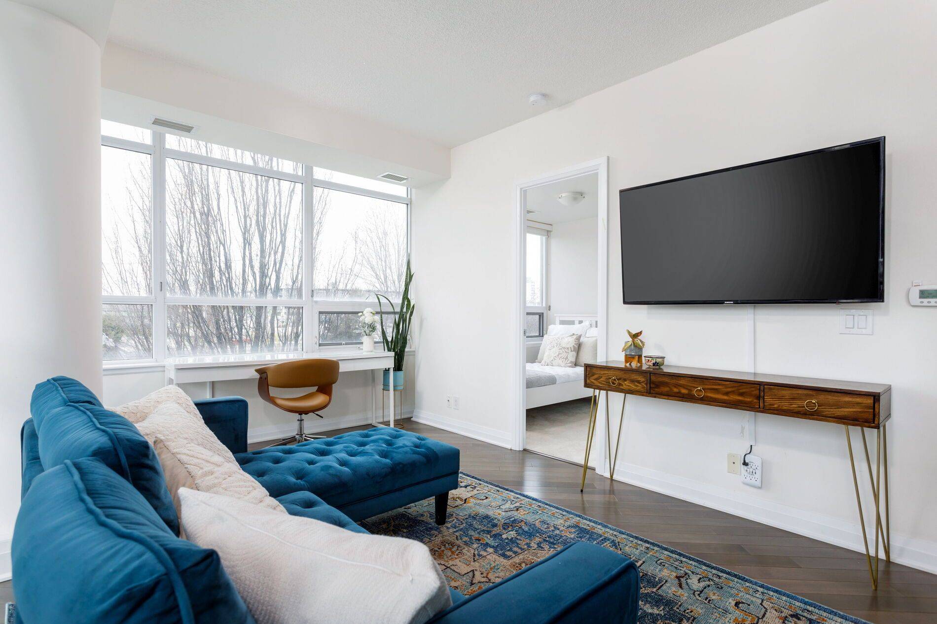 Mississauga, ON L5J 0A3,1055 Southdown RD #210