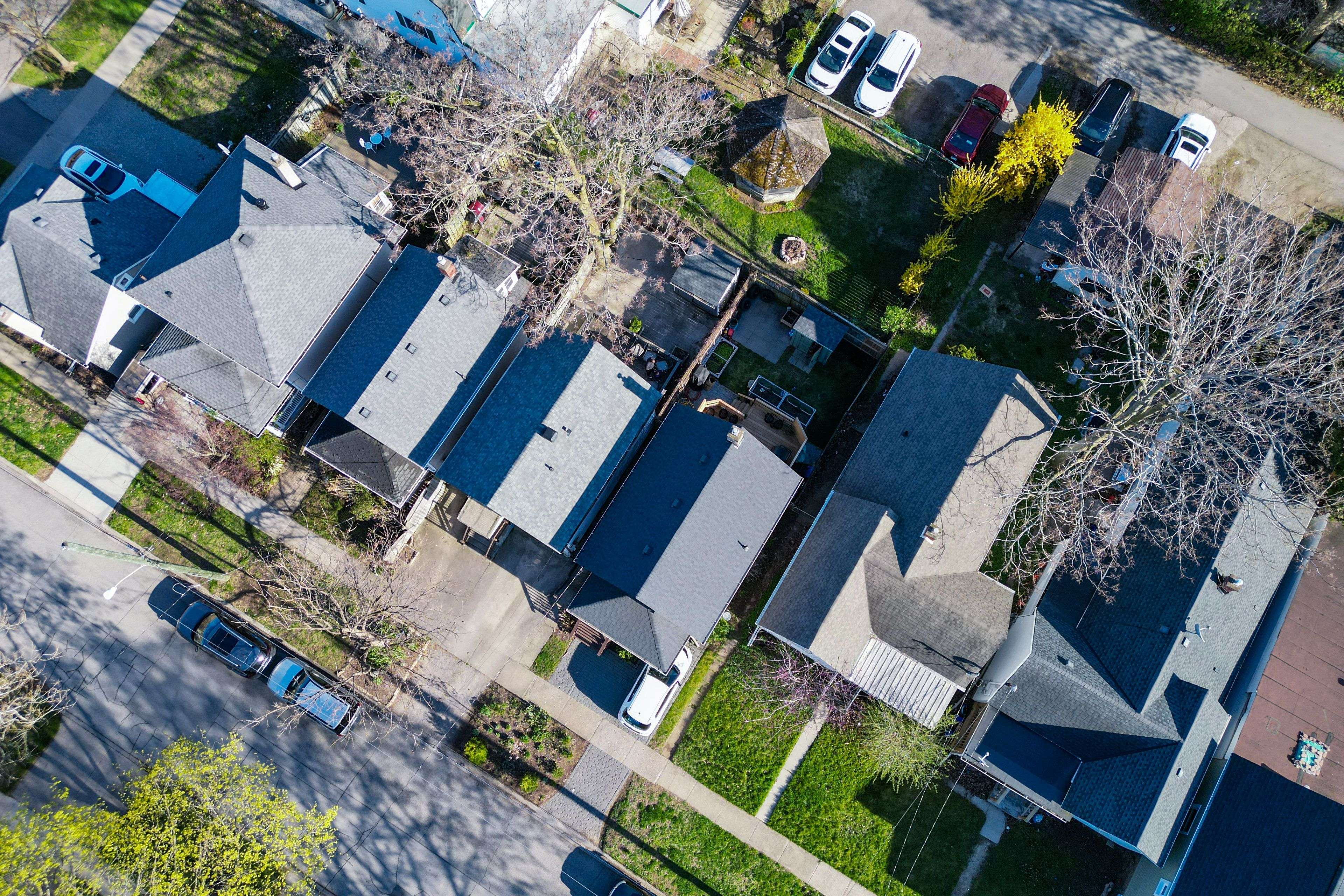 St. Catharines, ON L2R 2G2,32 Edmund ST