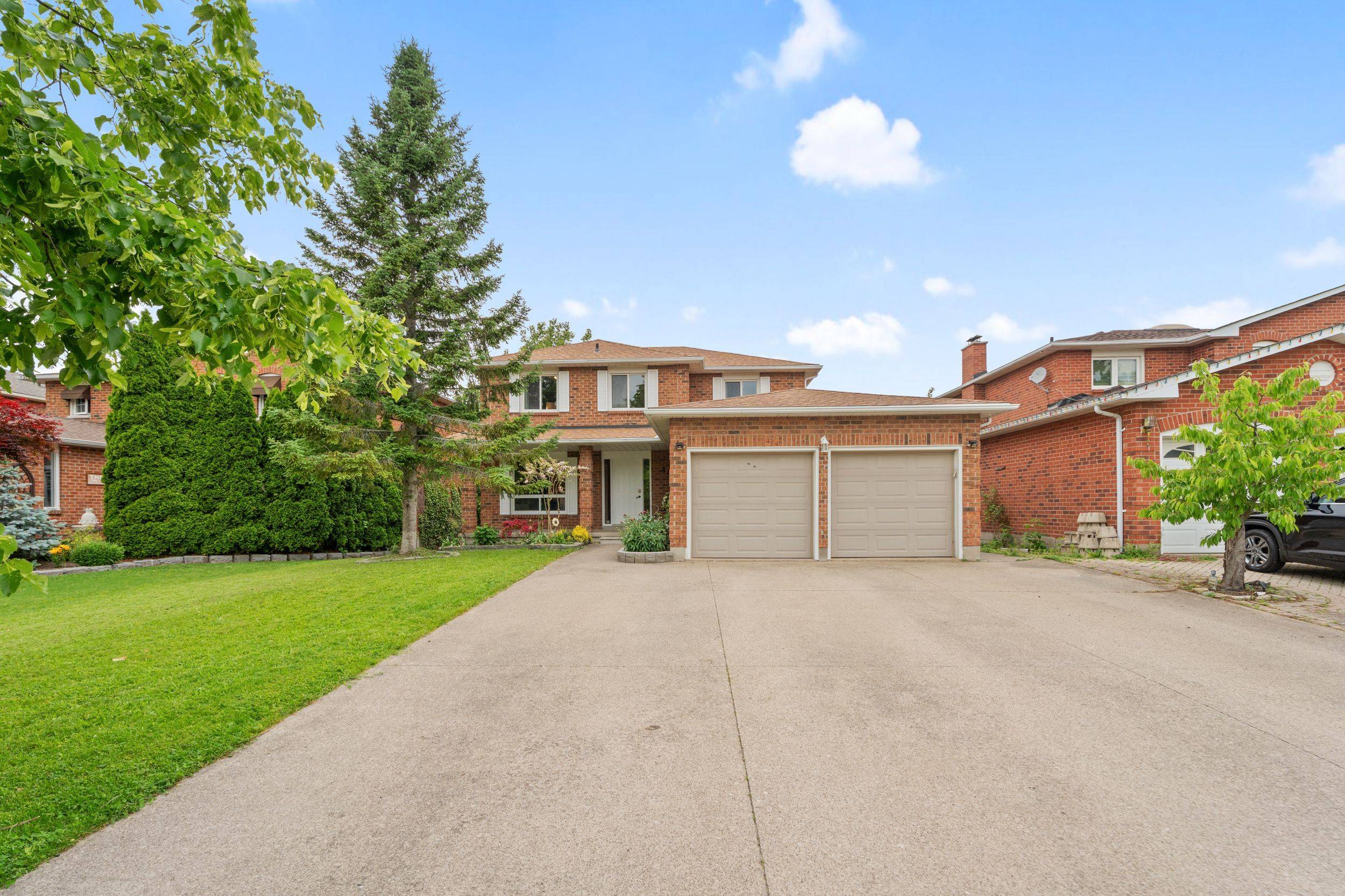 St. Catharines, ON L2T 4A3,48 Barbican TRL