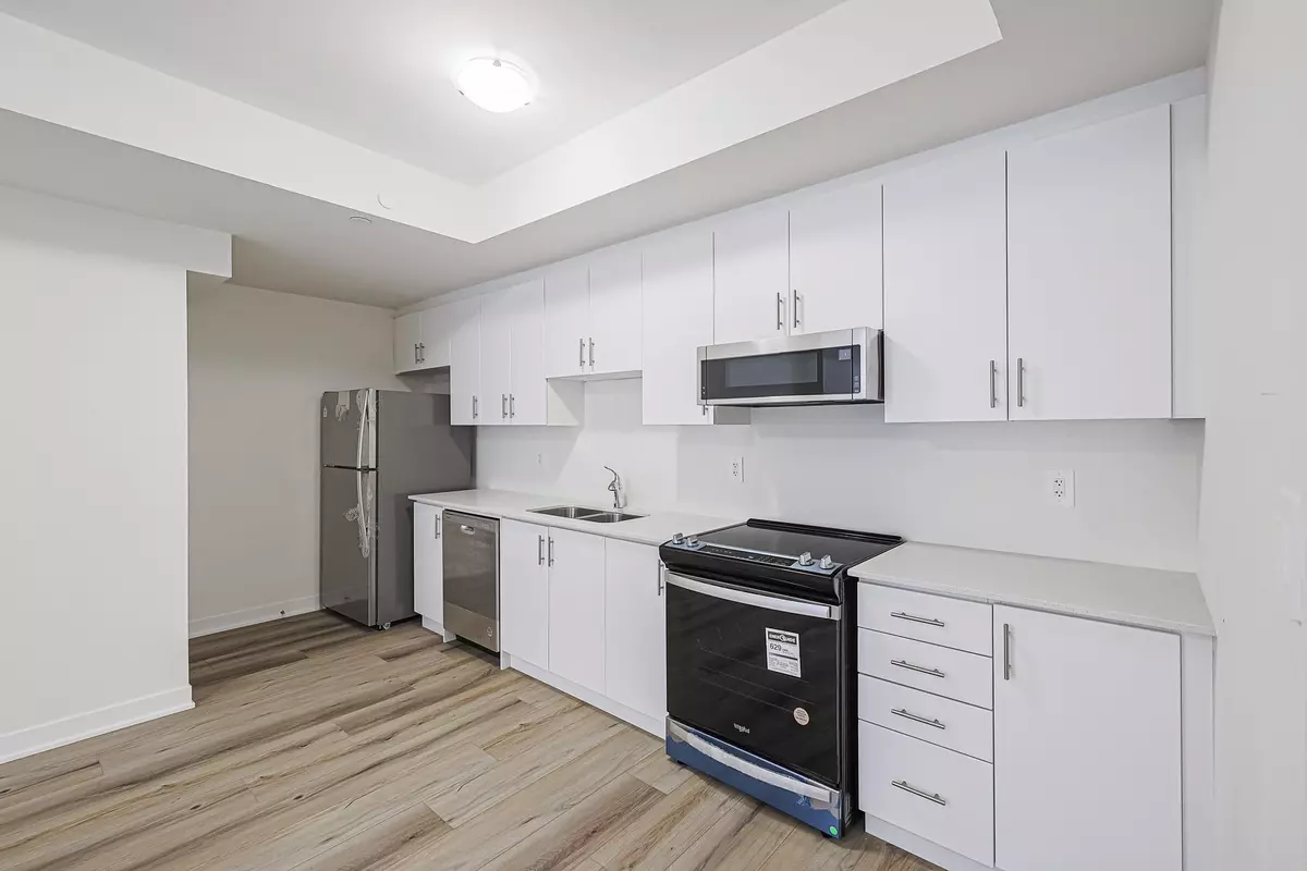 Pickering, ON L1V 0H1,755 Omega DR #203