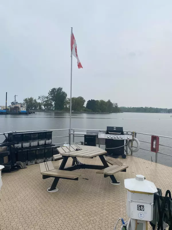 Pickering, ON L1W 1A2,1295 Wharf ST