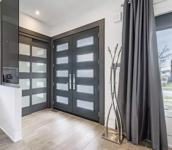 Mississauga, ON L5B 2N8,2682 Crystalburn AVE