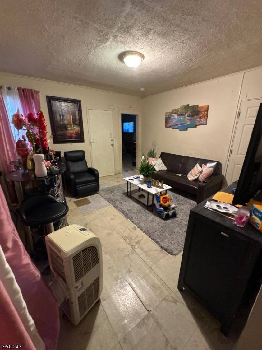 Paterson City, NJ 07522,48 Jasper St