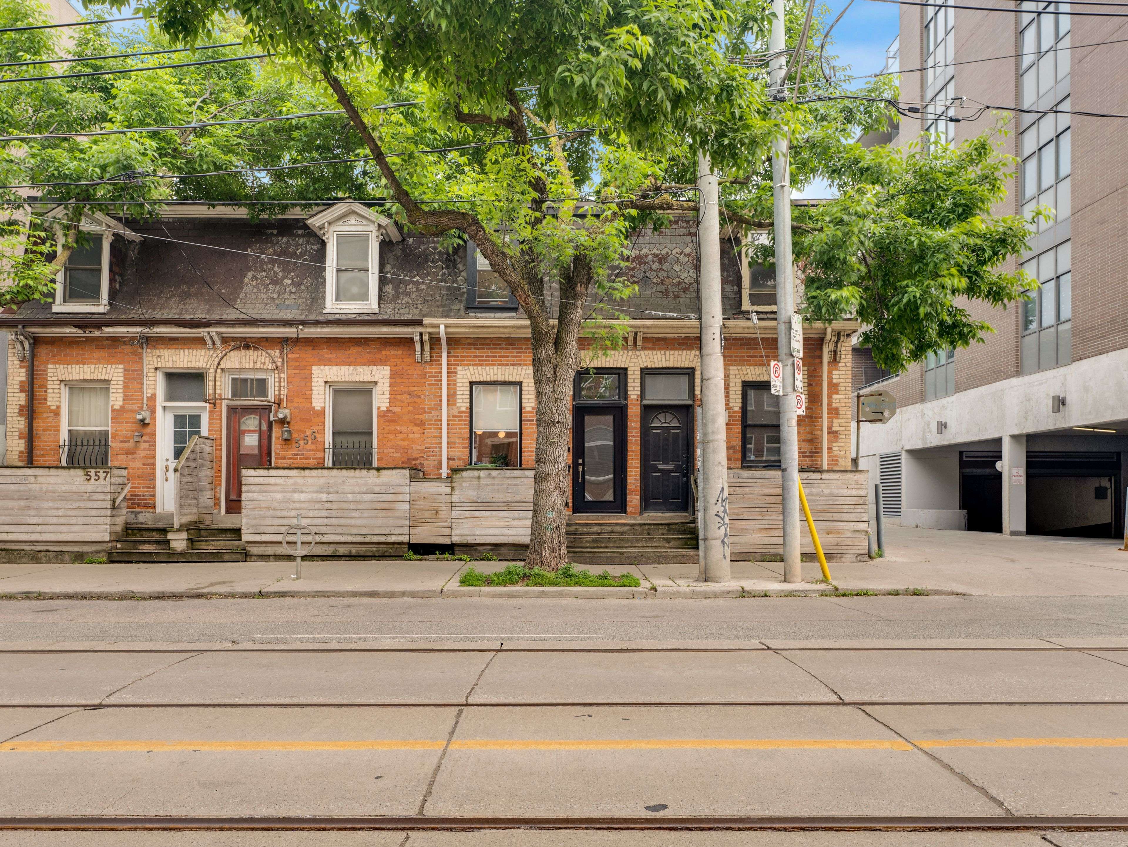 Toronto C08, ON M5A 1M5,553 King ST E