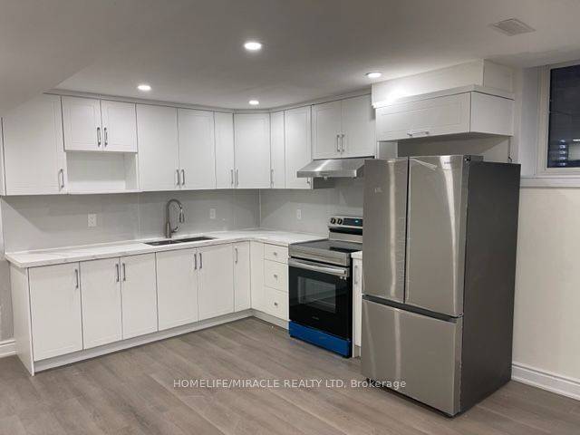 Brampton, ON L6X 5S2,7 Aldenham ST #Basement