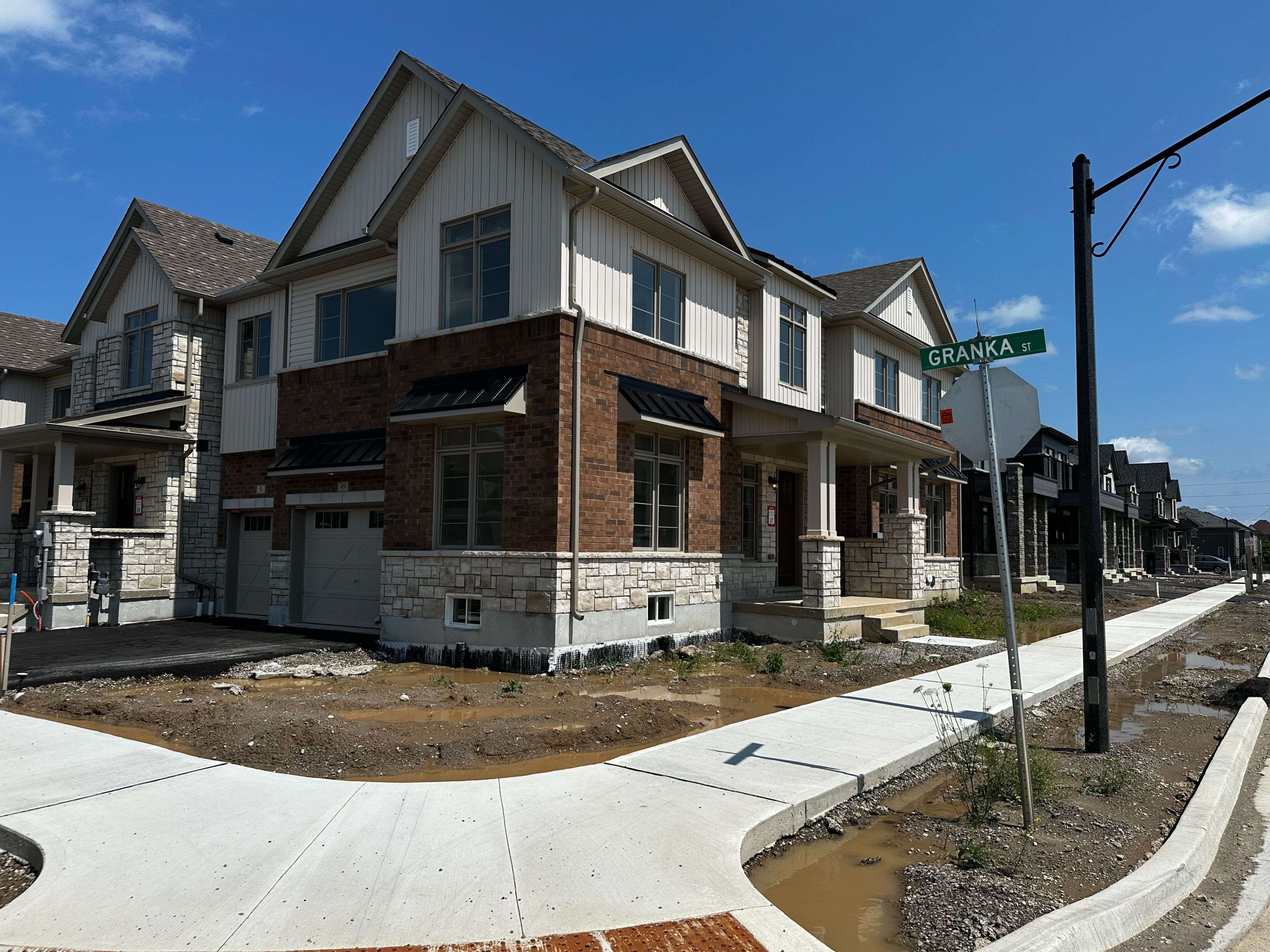 Brantford, ON N3T 5L5,49 Granka ST