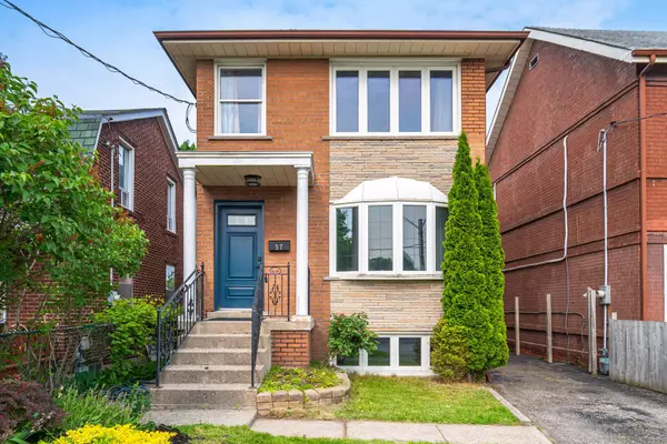 57 Stephen DR, Toronto W07, ON M8Y 3M8