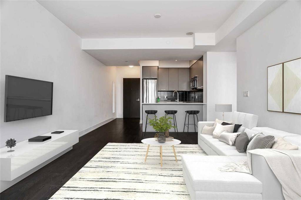 Richmond Hill, ON L4C 0Z5,9471 Yonge ST #818