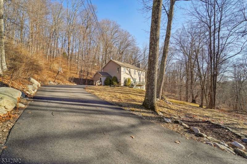 Hampton Twp., NJ 07860,1007 Hillside Ave