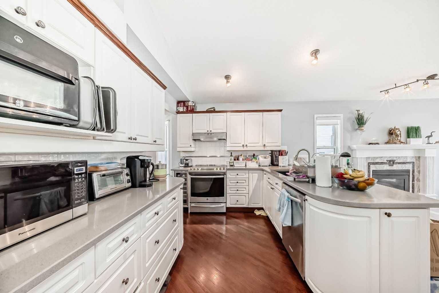 Calgary, AB T3A 5L7,305 Hidden Valley PL Northwest
