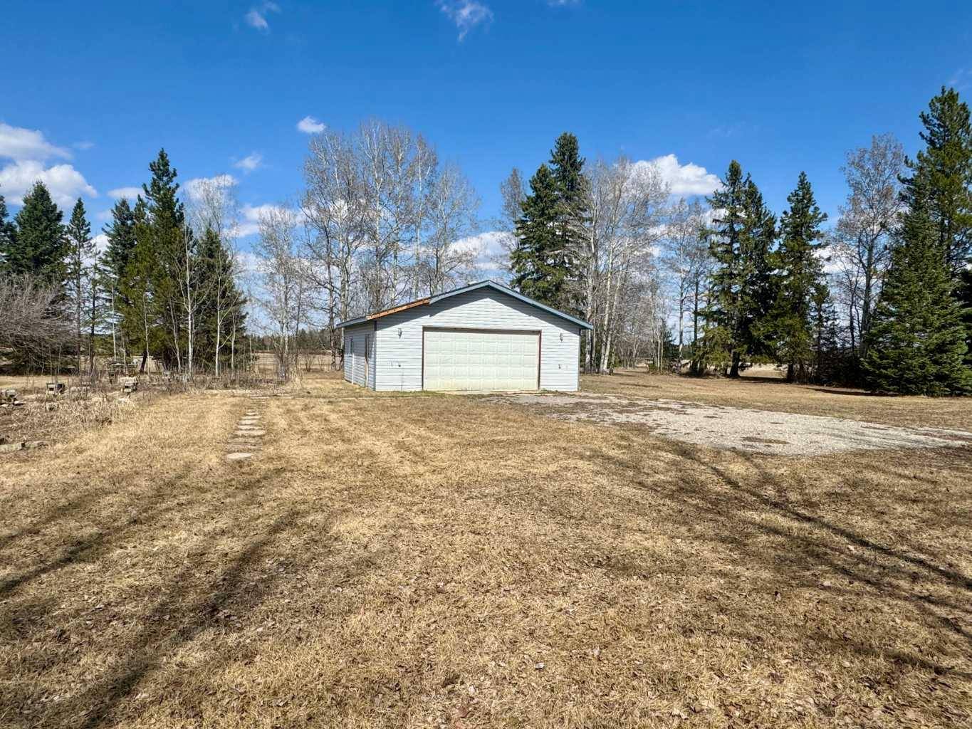 Rural Clearwater County, AB T4T 2A3,382020 A&B Range Road 6-4