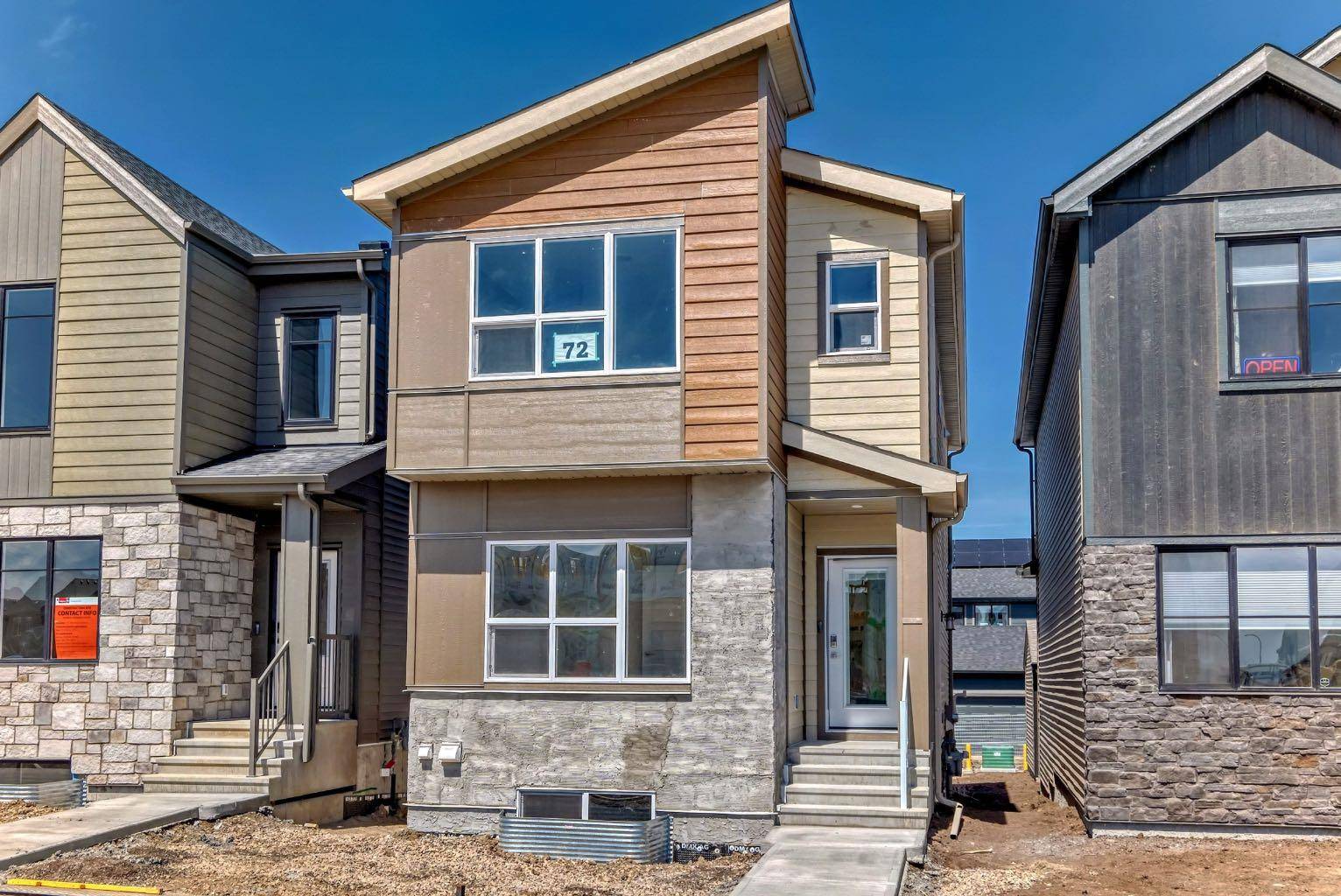 Calgary, AB T3S0R1,72 Heartwood Lane SE