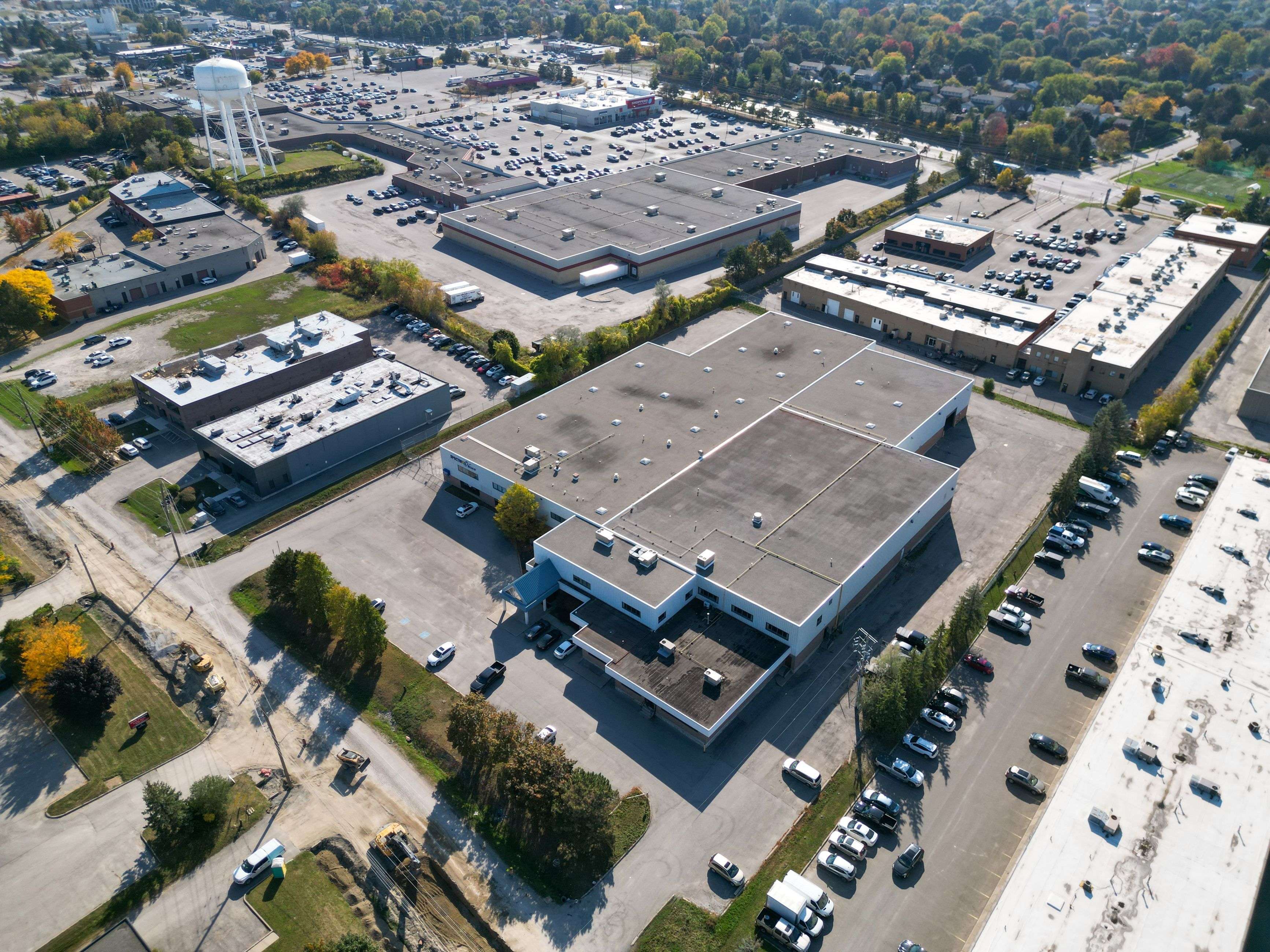 Newmarket, ON L3Y 7B6,150 Pony DR
