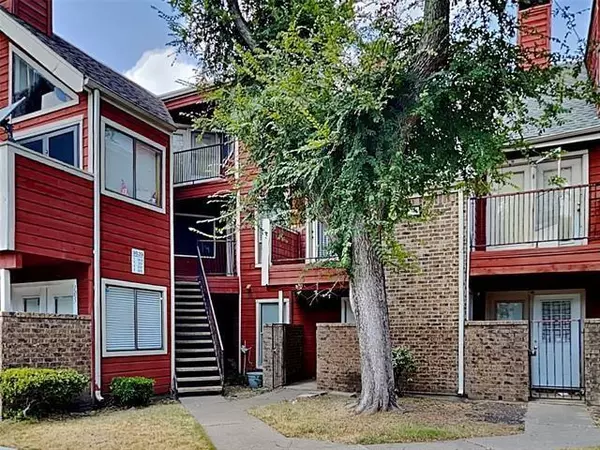 9839 WALNUT Street #T 206, Dallas, TX 75243