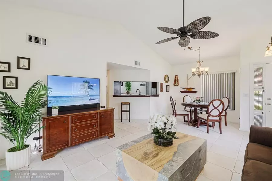 8 Via De Casas Sur #101, Boynton Beach, FL 33426