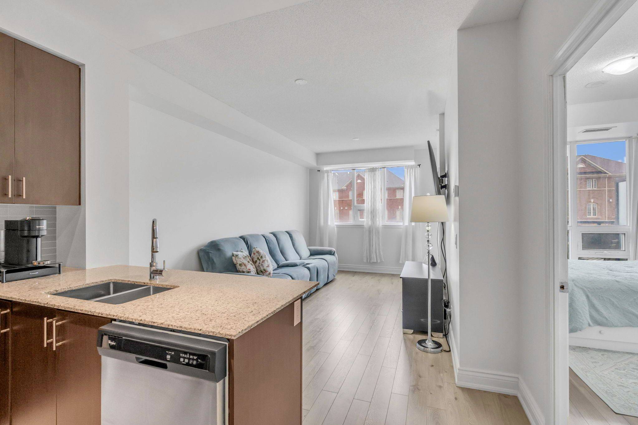 Markham, ON L6E 0T4,9582 Markham RD #212