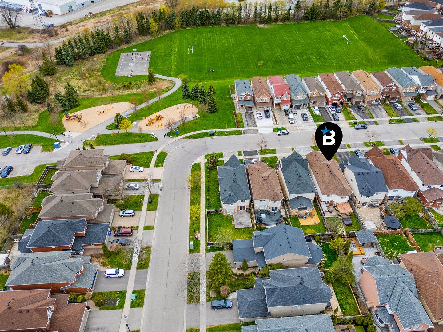 Newmarket, ON L3X 2L5,609 Mcbean AVE