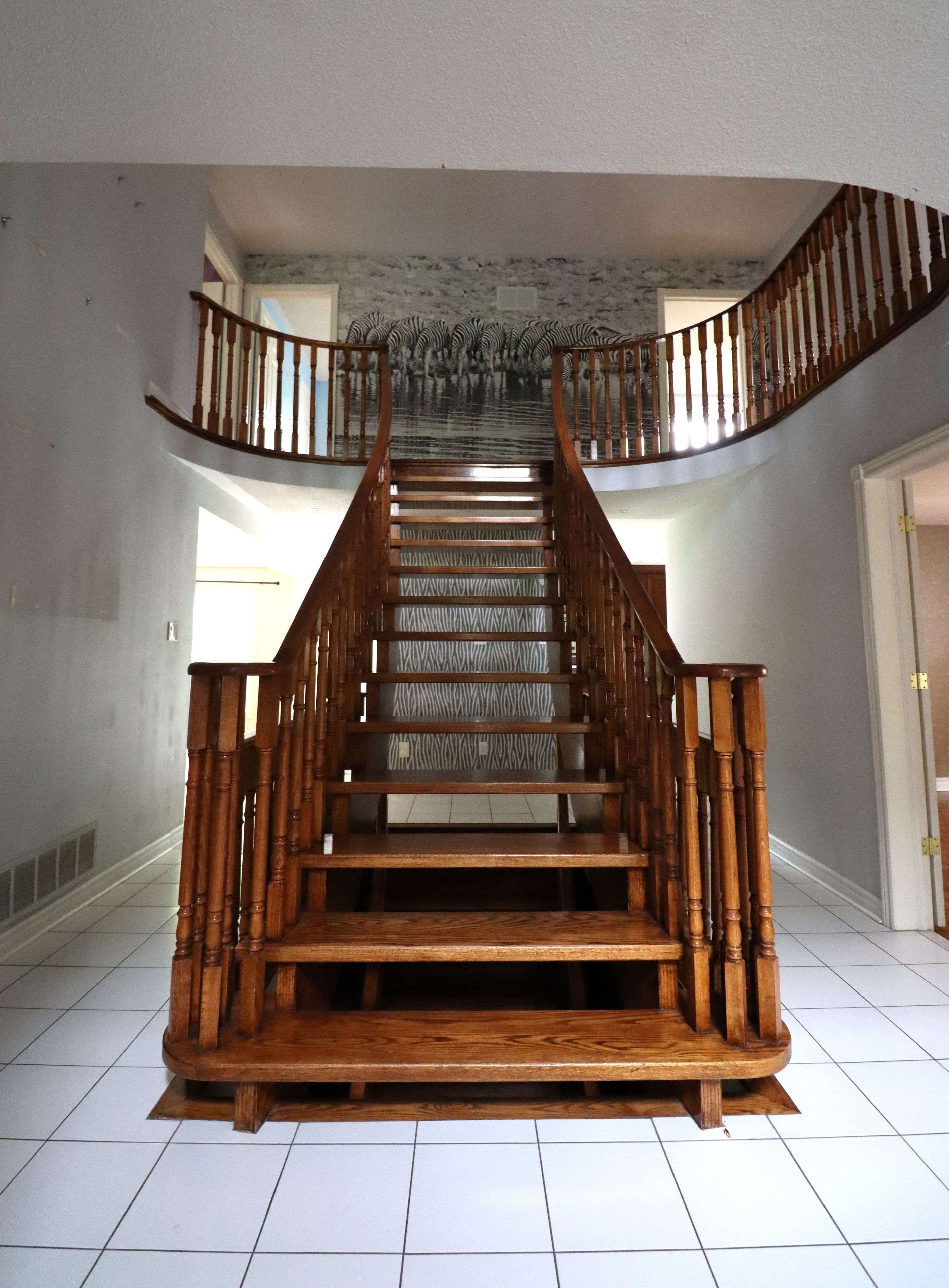 Vaughan, ON L4J 7V6,152 Grenadier CRES