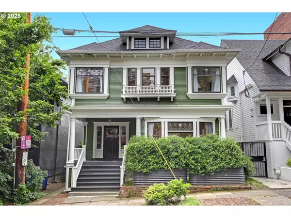 26 NW 22ND PL, Portland, OR 97210