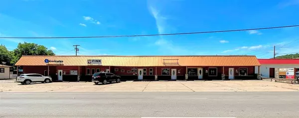 Mineral Wells, TX 76067,401 W Hubbard Street
