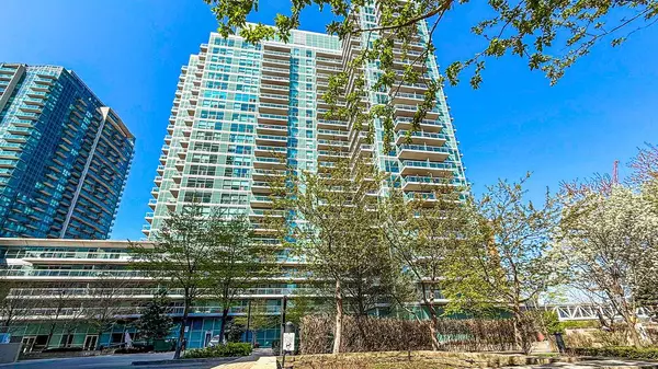 100 Western Battery RD #1901, Toronto C01, ON M6K 3S2