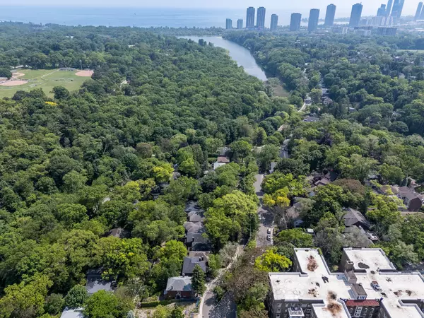 Toronto W01, ON M6S 2V7,373 Ellis Park RD