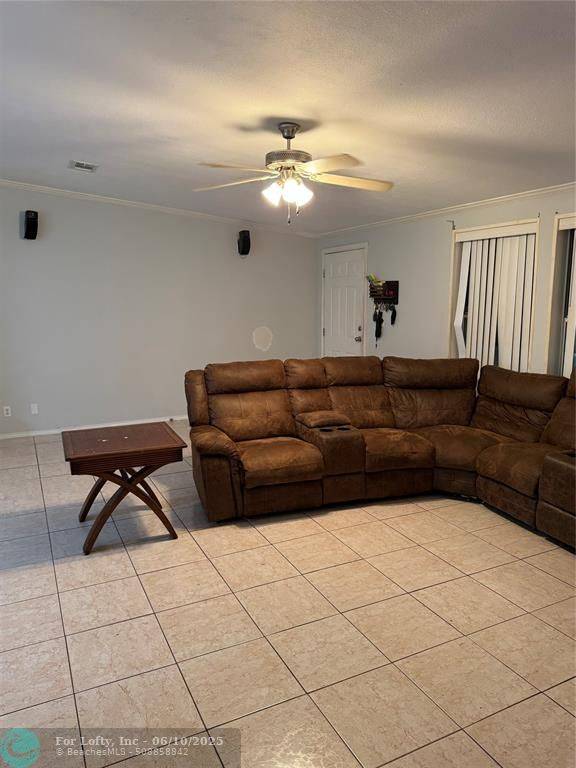 Davie, FL 33325,710 SW 134th Ave