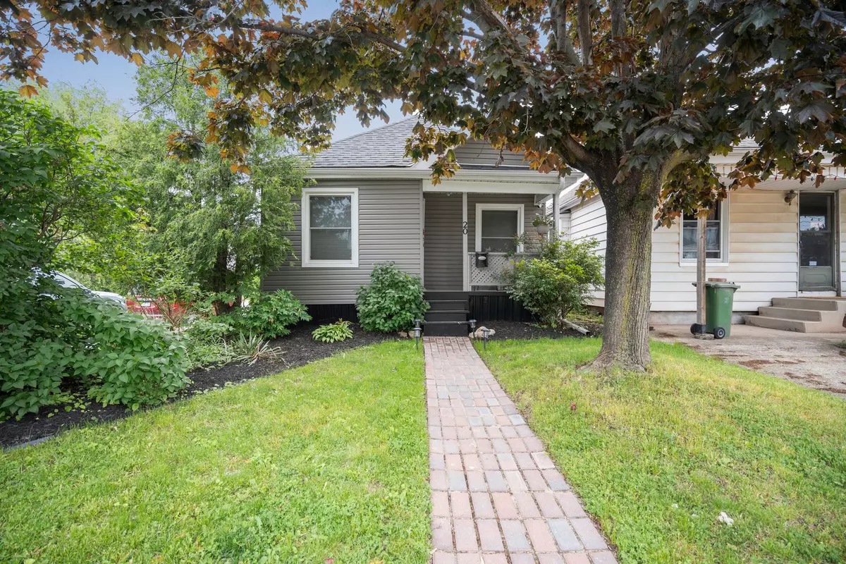 Hamilton, ON L8H 4M7,20 Robins AVE