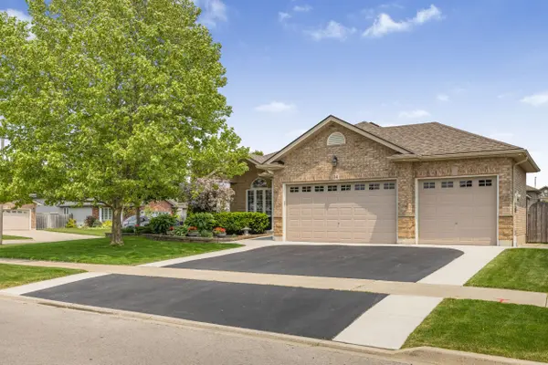 Haldimand, ON N0A 1H0,14 Mapleview DR