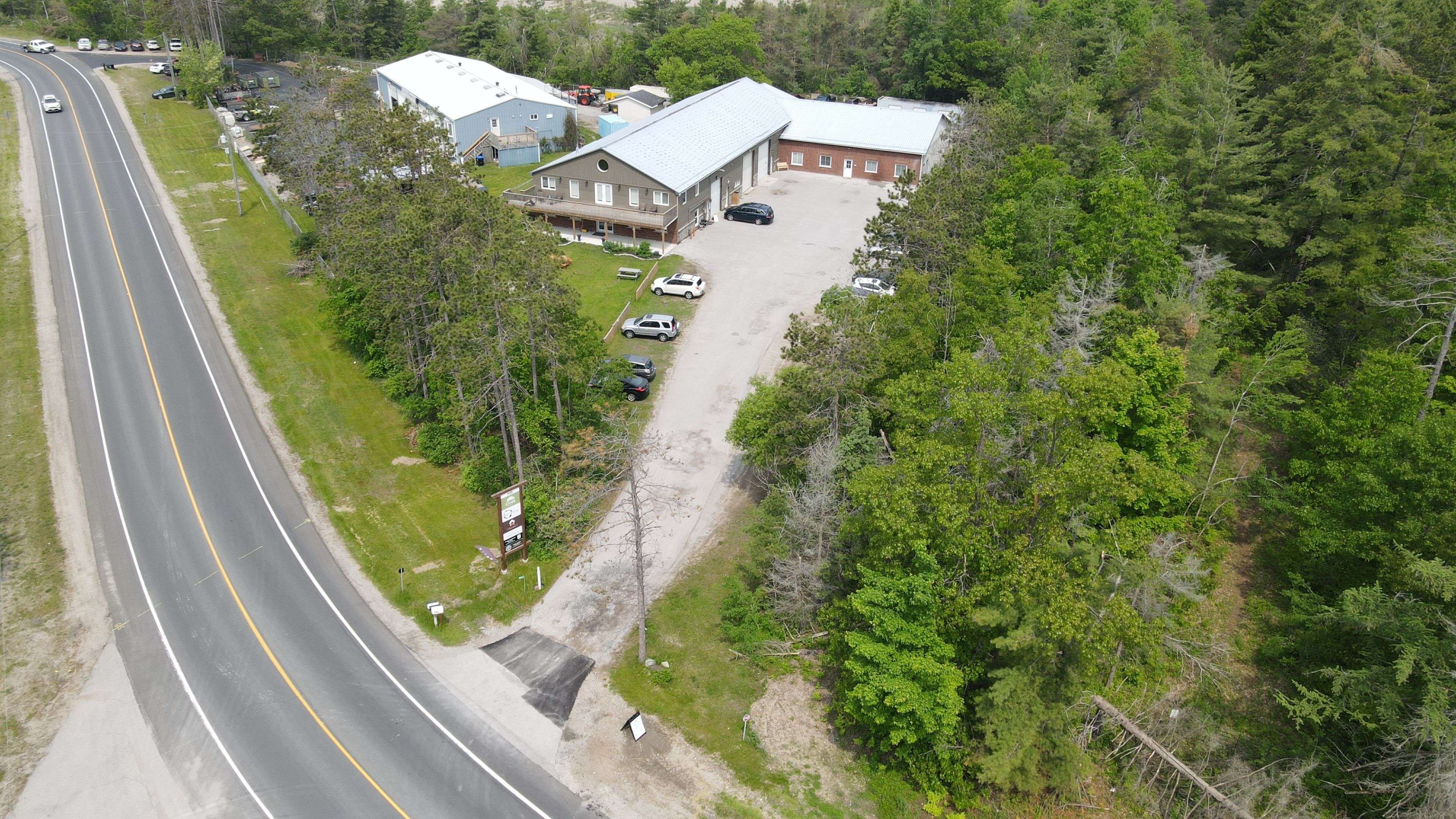 Springwater, ON L9X 1J4,1148 Snow Valley RD #4