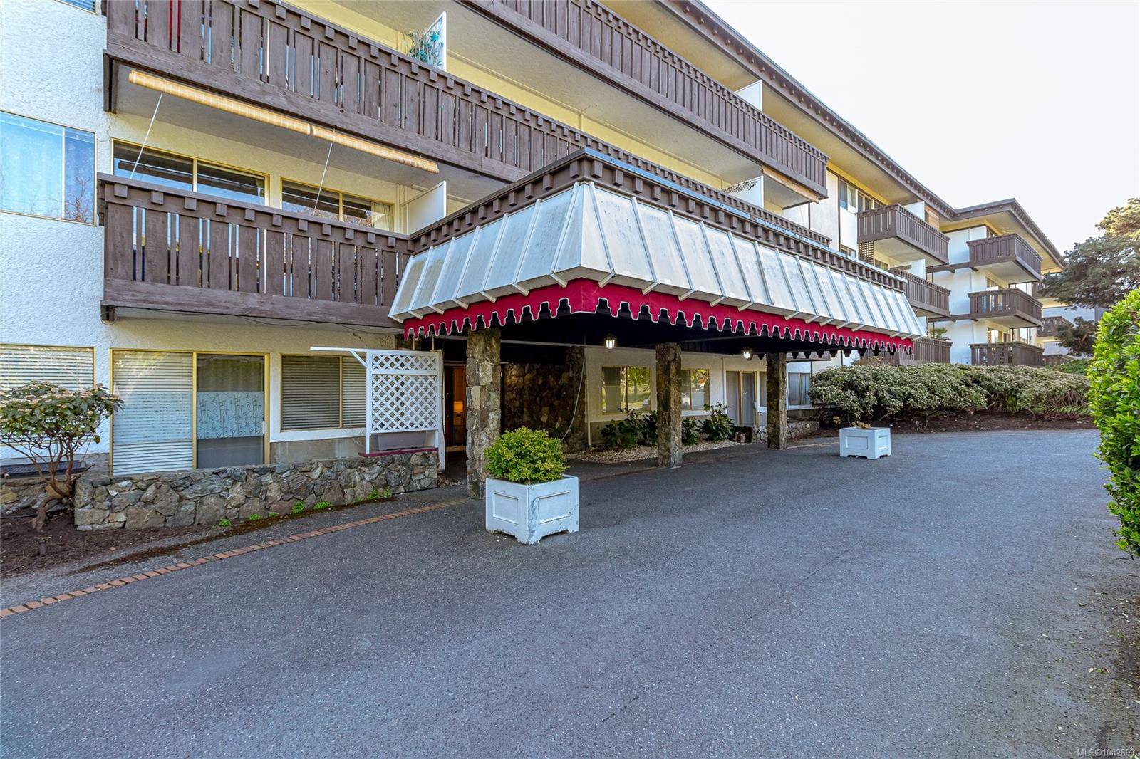964 Heywood Ave #308, Victoria, BC V8X 5J2